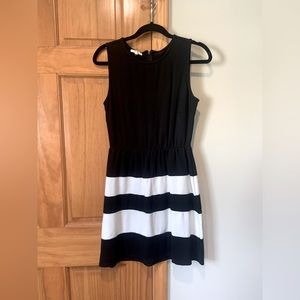 Black and white sleeveless dress. Size Small.